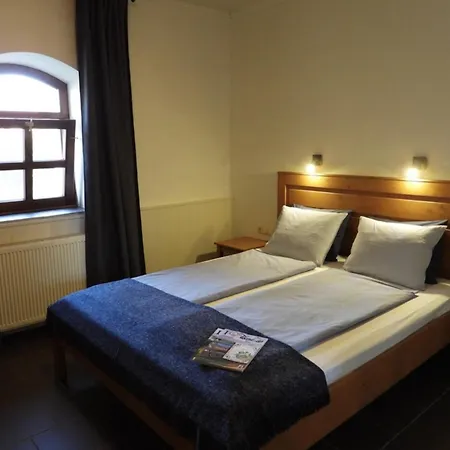 Tisza - Panzio 4*