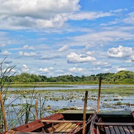 Tisza - Panzio Bed & Breakfast 4*